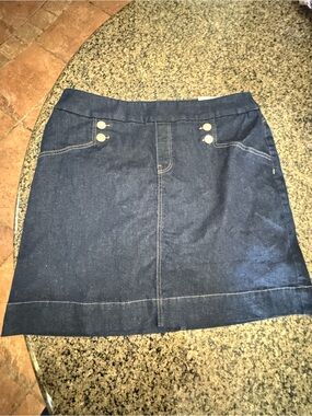 NEW Chico's Dark Blue Denim Skort with Button Accents